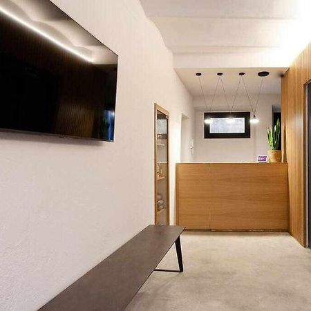 Velo Vern 3 Luxury Penthouse W Views Of City Wall Girona Exterior photo